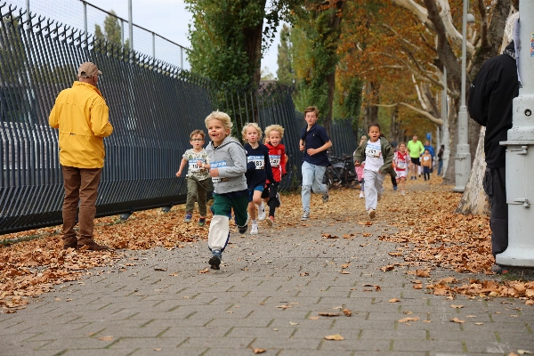 Doe mee met de Mini Marathon op het Olympiaplein zondag 18 oktober!