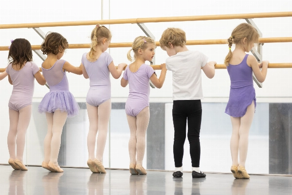 De Dans en speelgroep gr 1 t/m 3 - OBS De Punt